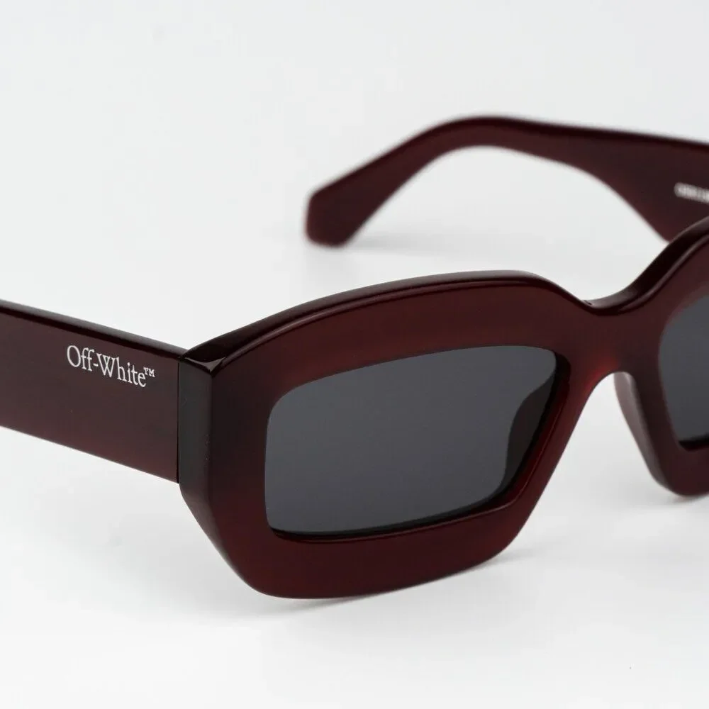 Off-White CHARLOTTE Sunglasses Burgundy Grey Rectangle OERI138 CHARLOTTE 2807